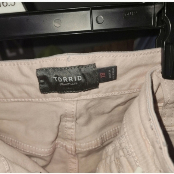 NWOT Torrid pink shorts size 18 - Picture 6 of 6